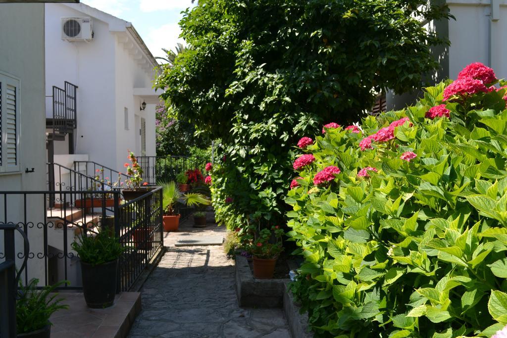 Apartments Luka Будва Екстериор снимка
